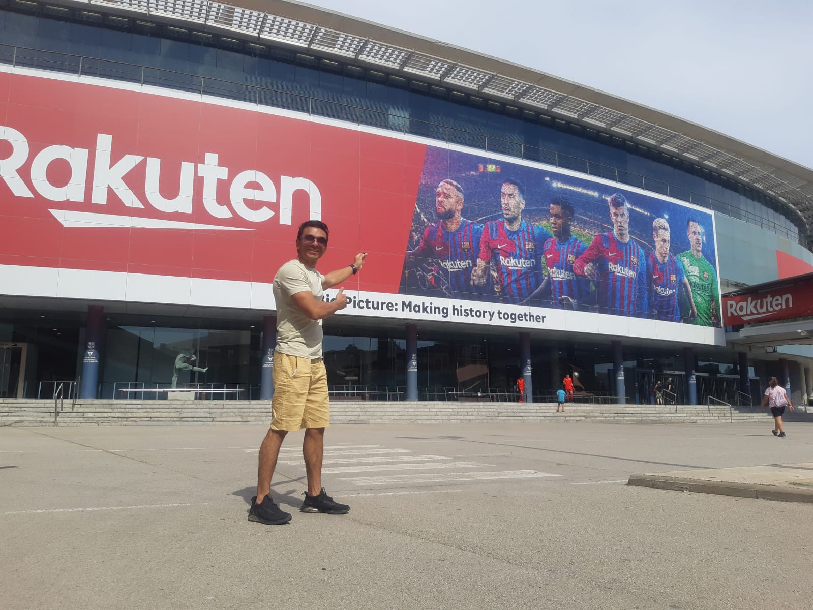 Vista panorâmica externa do Camp Nou